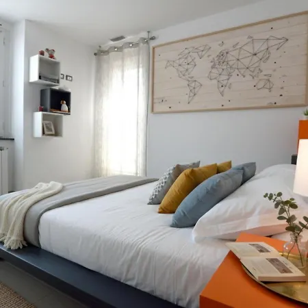 Lacasetta _ Lakeview Terrace Renovated 카라테우리오